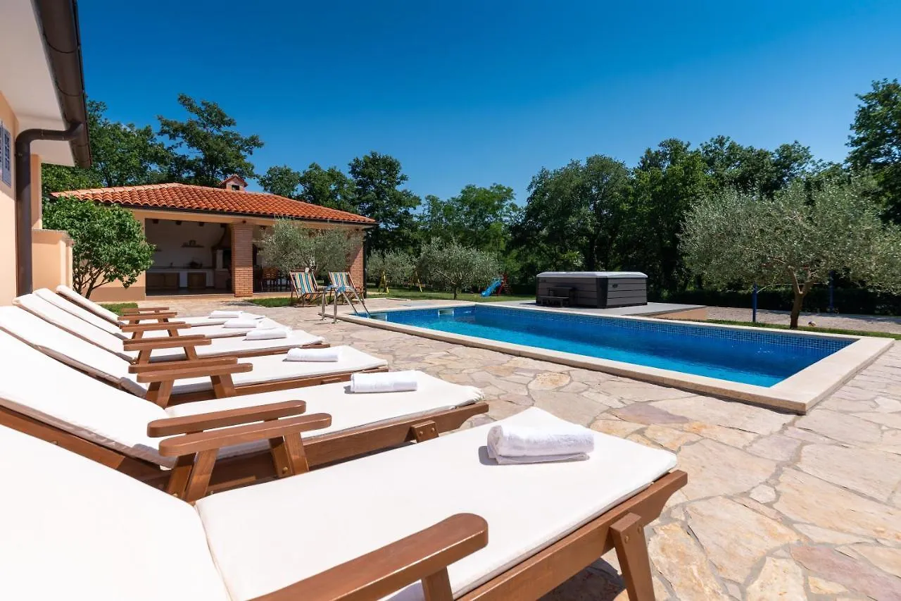 Villa Vranići
